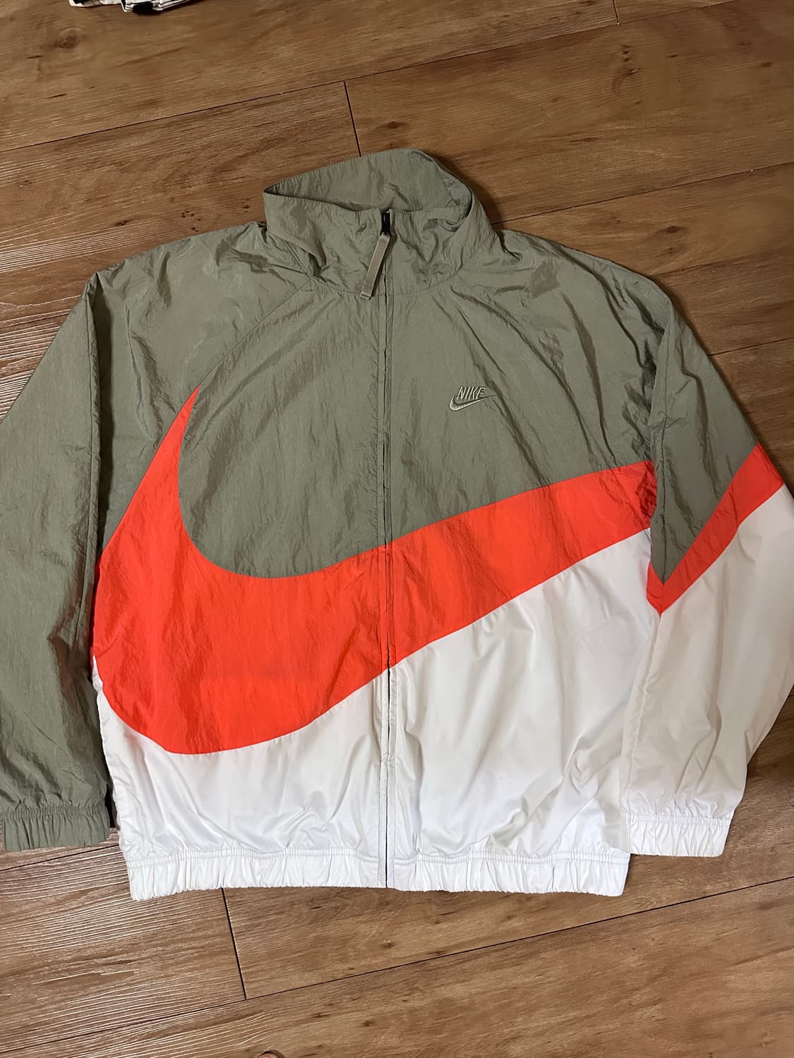 나이키 빅스우시 바람막이 XL 판매 상품이미지1