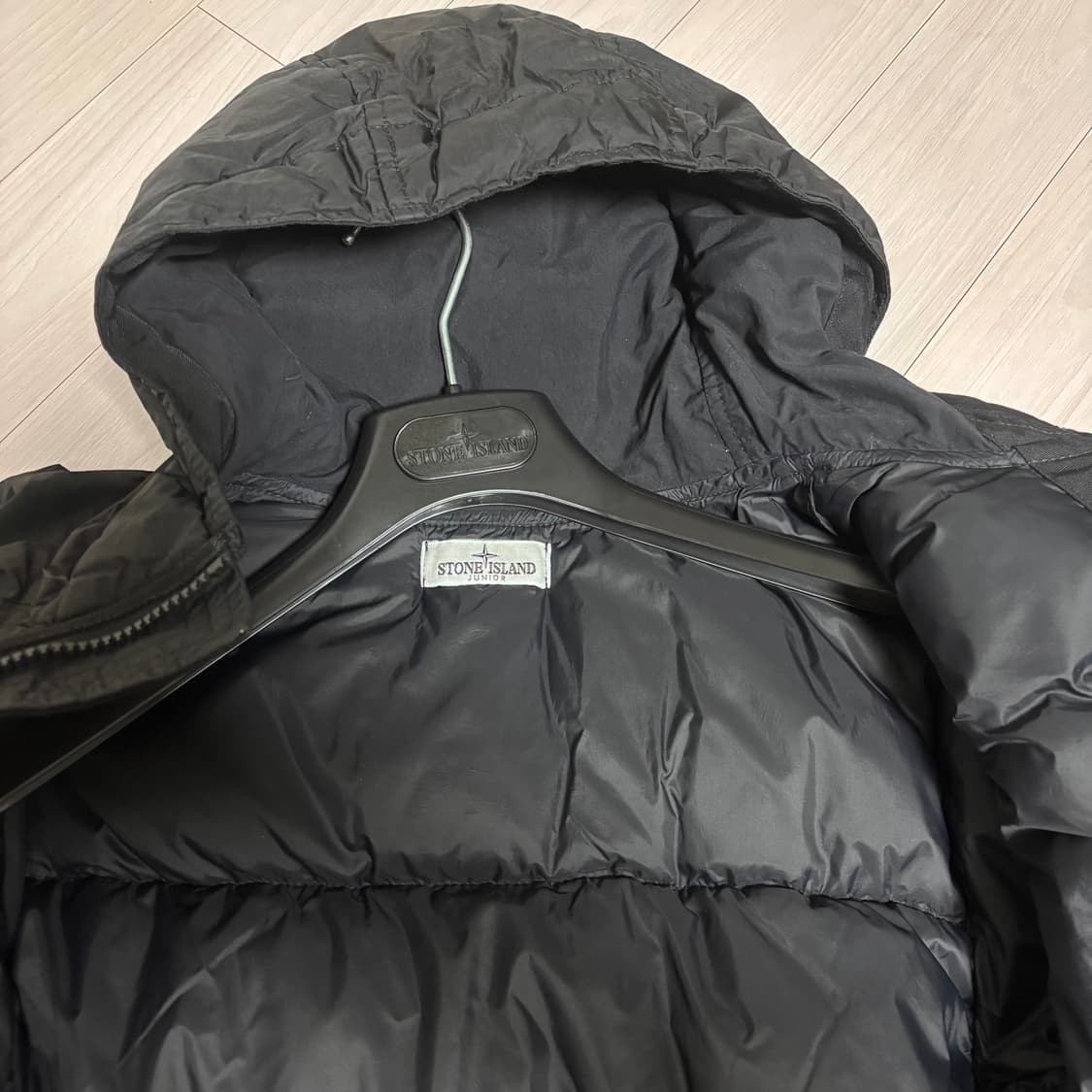 22FW 스톤아일랜드 키즈 주니어 다운 패딩 자켓 블랙 10y 상품이미지3