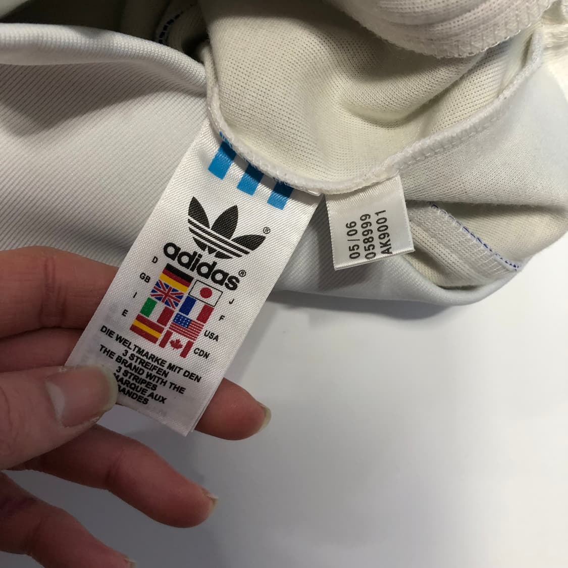 아디다스 모스크바 화이트져지 상품이미지6