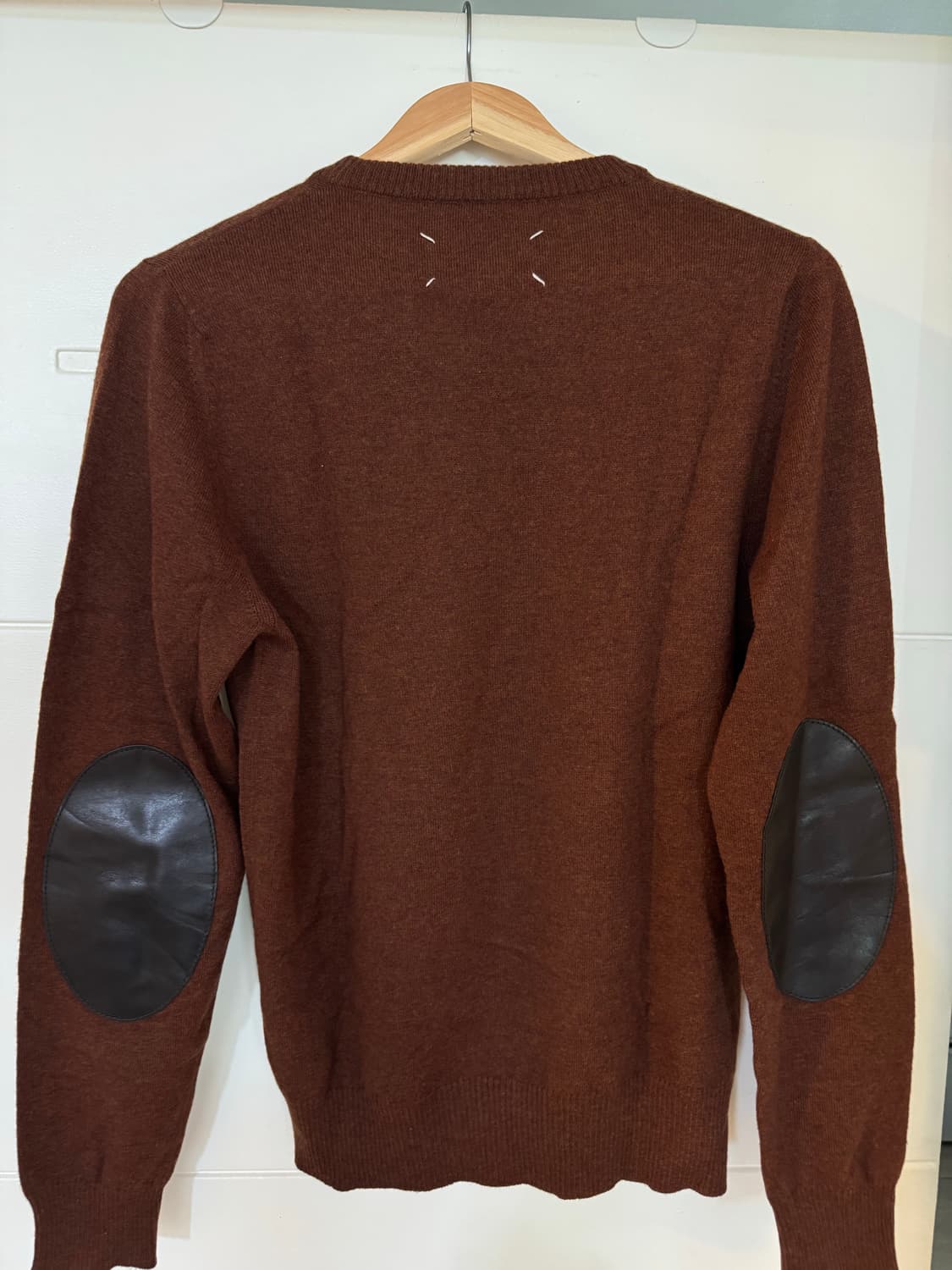 메종 마르지엘라 엘보 패치 크루넥 스웨터 (S) 상품이미지1