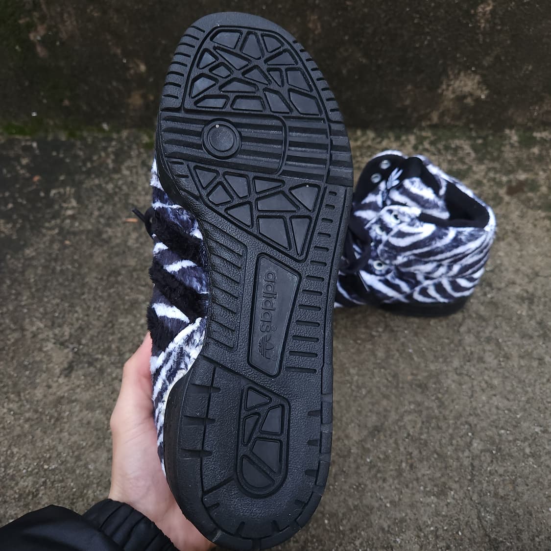 [225] 아디다스 x 제레미스캇 지브라 스니커즈 상품이미지9