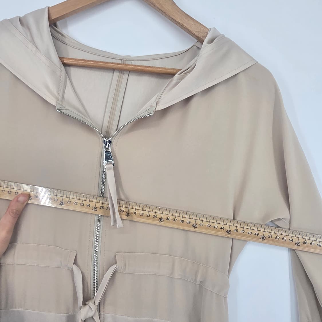 베이지 후드 지퍼 오픈형 원피스 상품이미지7