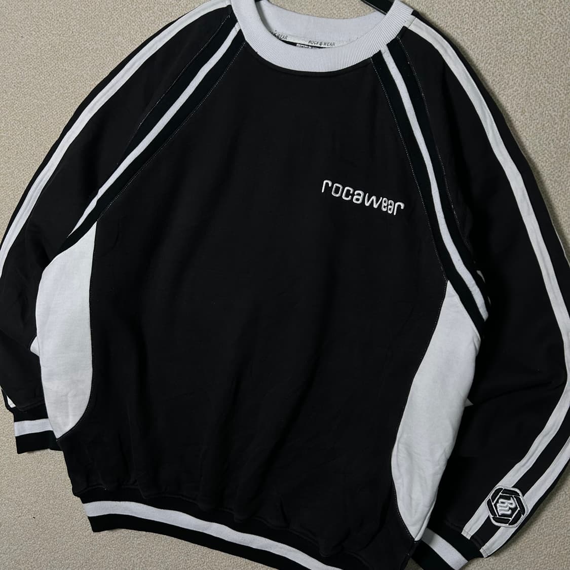 (XL) 로카웨어 블랙 나그랑 맨투맨 상품이미지2