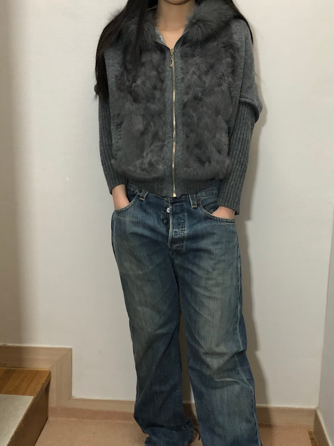 빈티지 그레이 퍼 니트 집업 상품이미지4