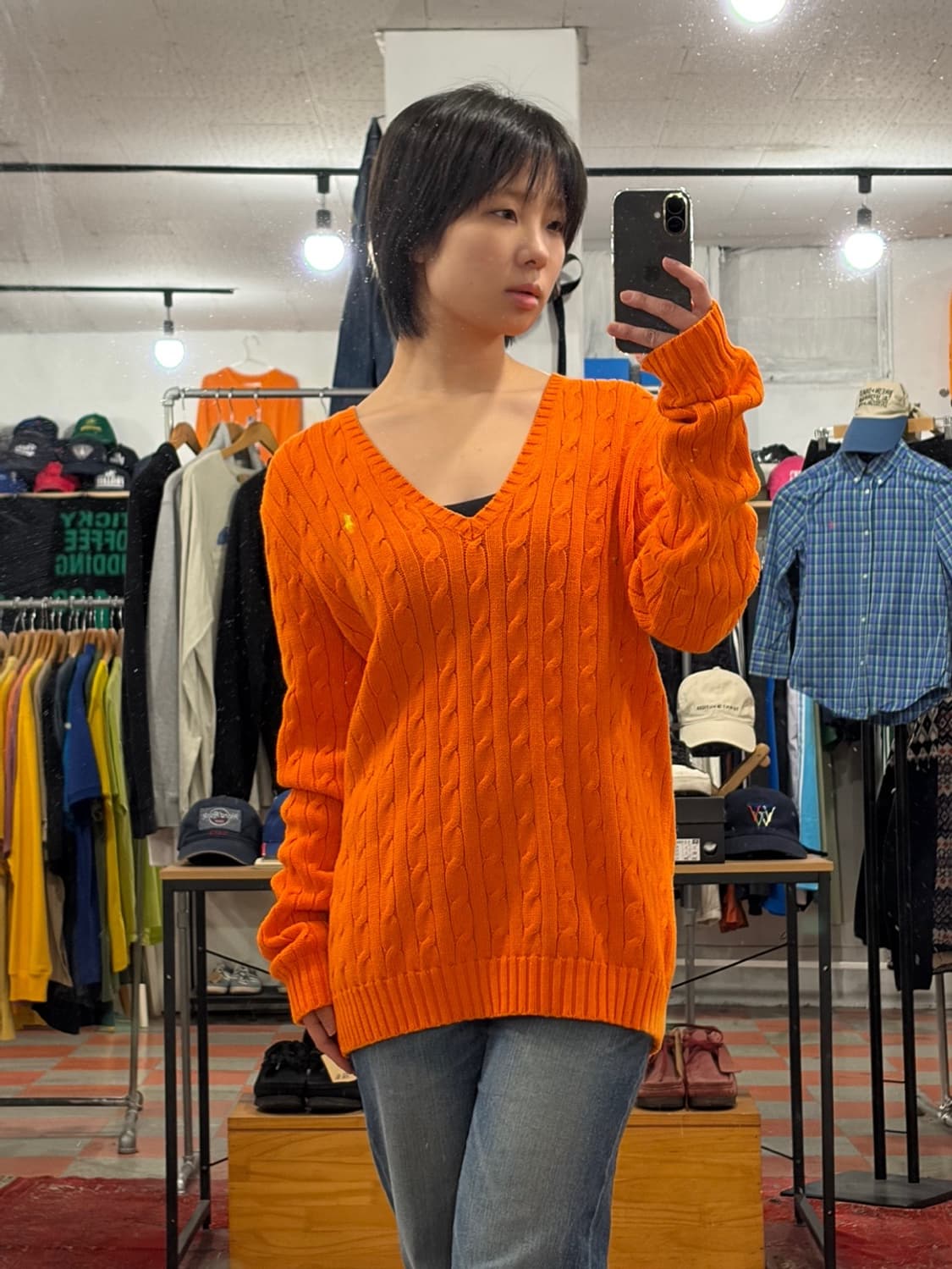 폴로 브이넥니트 상품이미지1