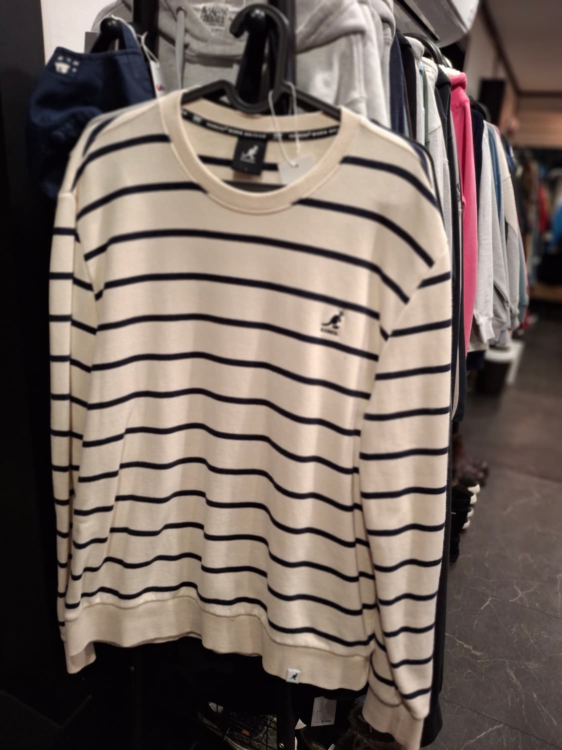 (마지막특가) 캉골 니트 맨투맨 L 상품이미지1