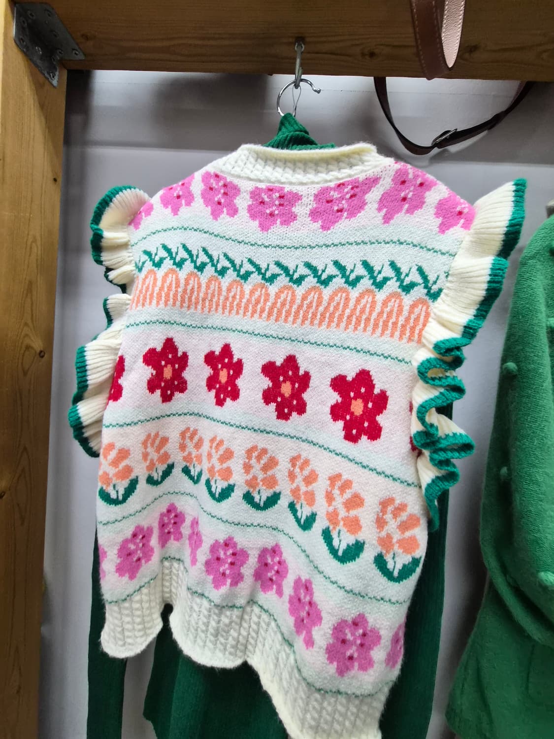 프릴 니트베스트 상품이미지4