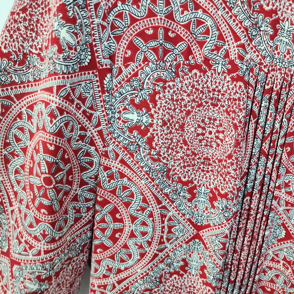 에트디자인 레드 패턴 롱 원피스 상품이미지3