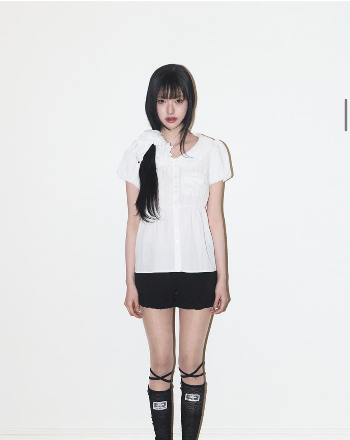 일리고 포밍 리본 퍼프 블라우스 화이트 상품이미지3