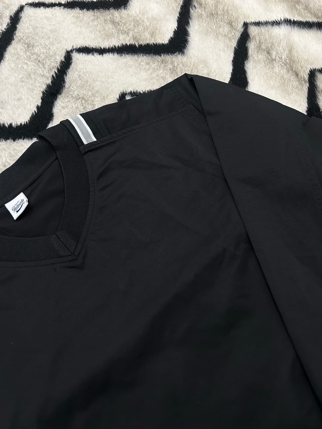 [실측XL]파르티멘토 오버핏 V넥 웜업/블랙 상품이미지1