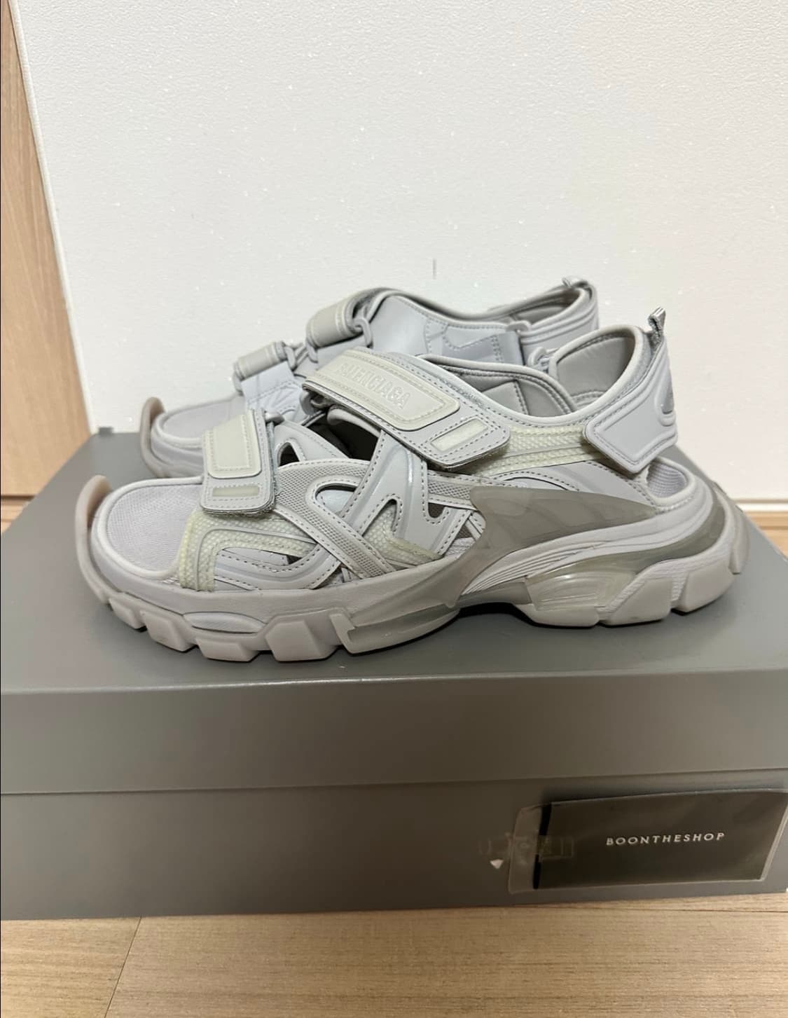 발렌시아가 트랙샌들 그레이 42 상품이미지4