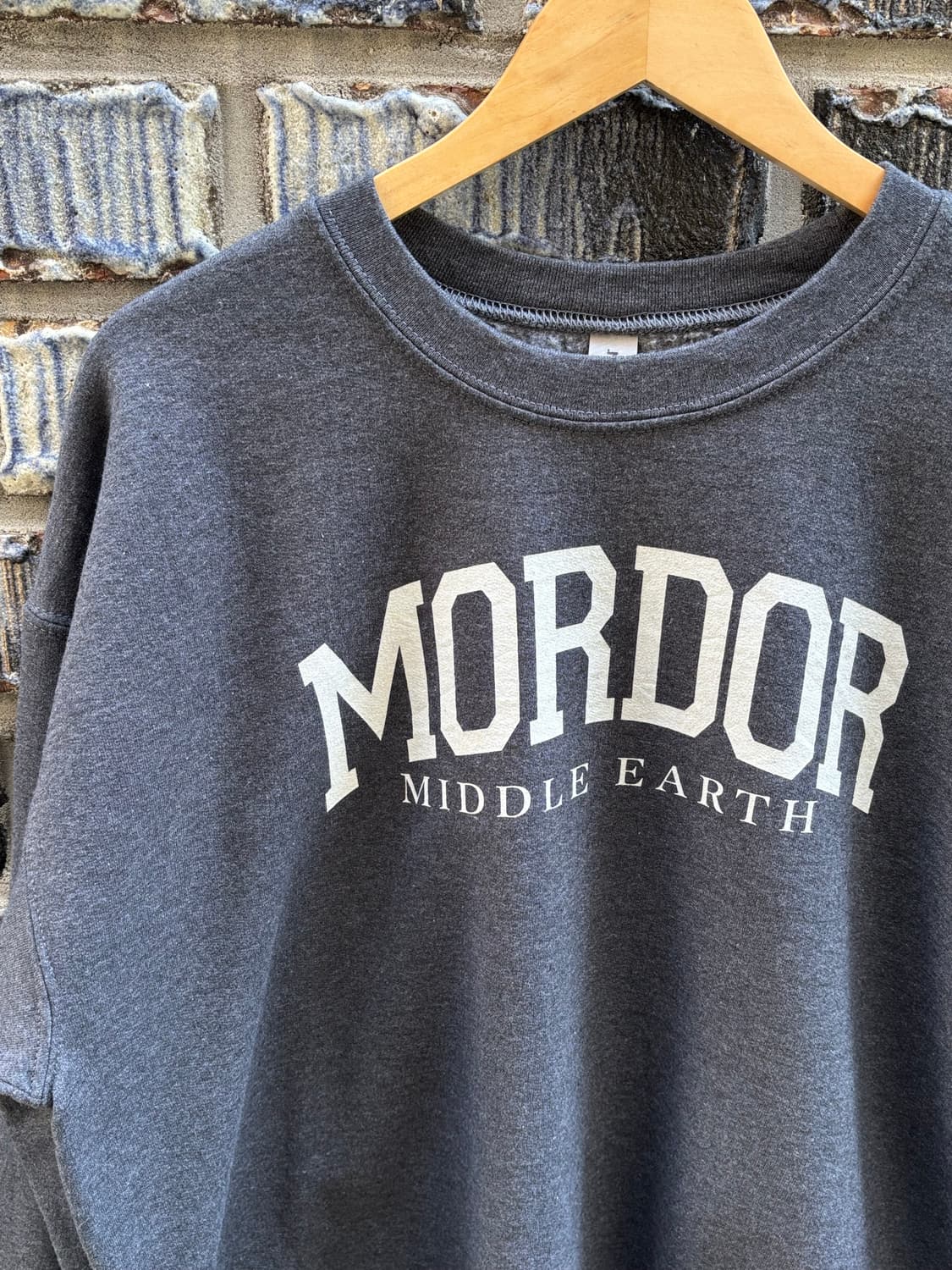 GILDAN (HEAVY BLEND) 빈티지 MORDOR 스웻 상품이미지2