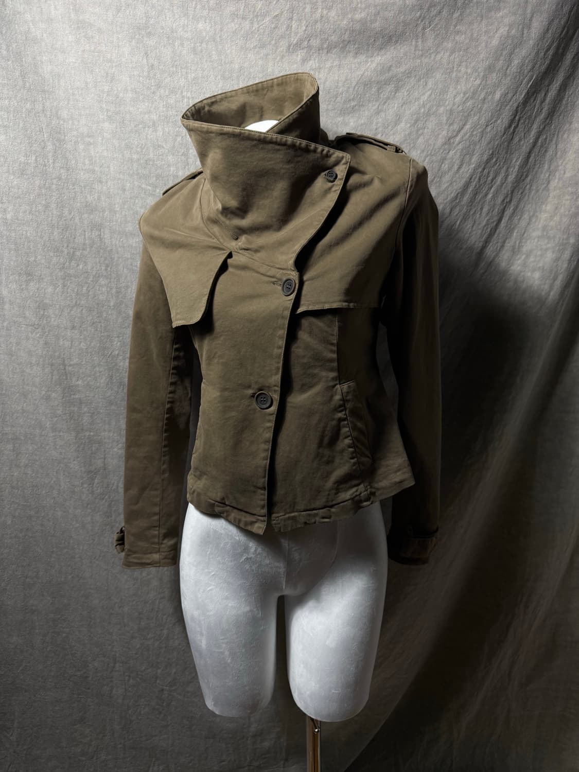 TRANSIT Asymmetric High Neck Jacket  상품이미지1