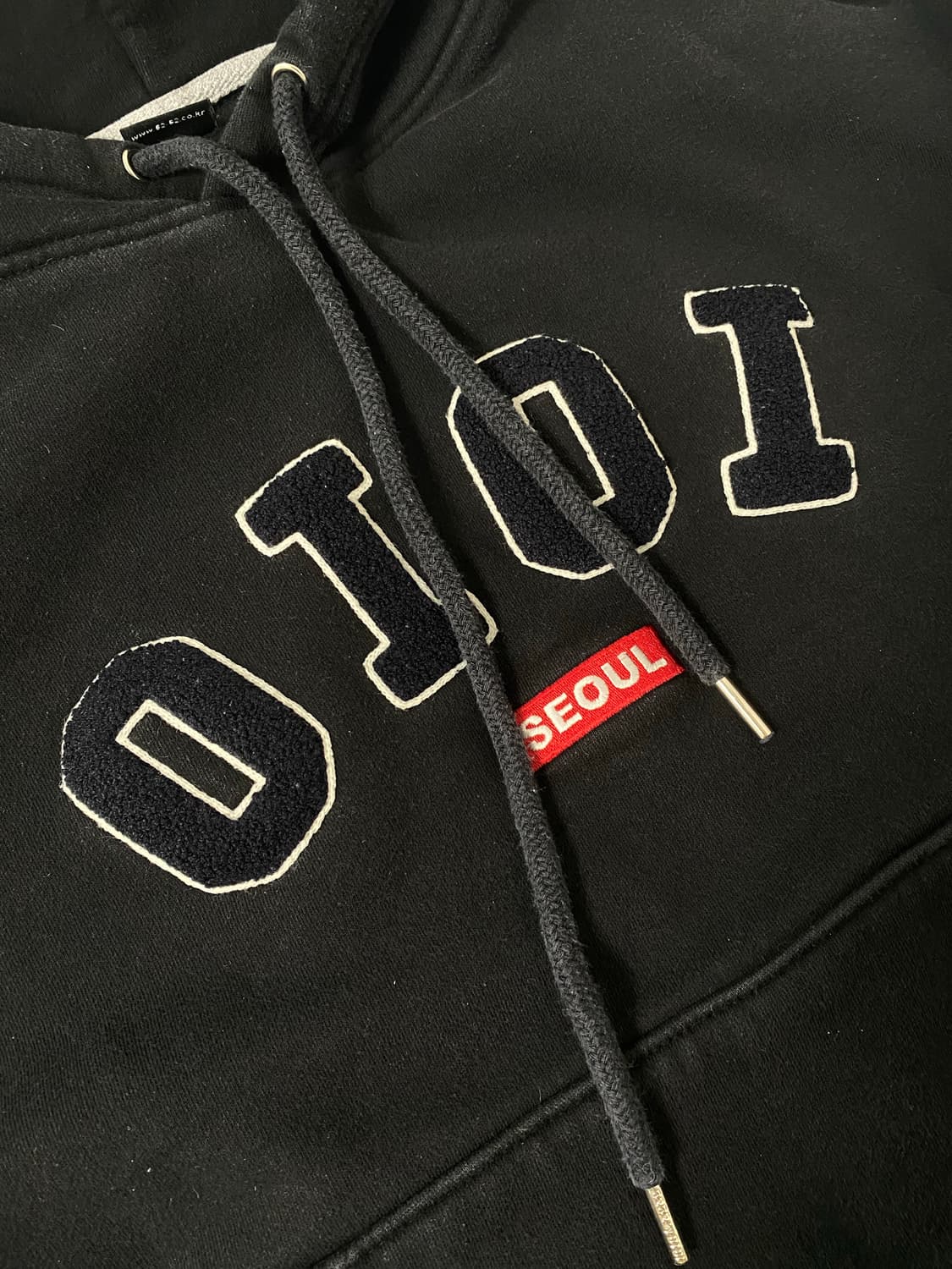 OiOi seoul 로고 블랙 후드티 상품이미지1