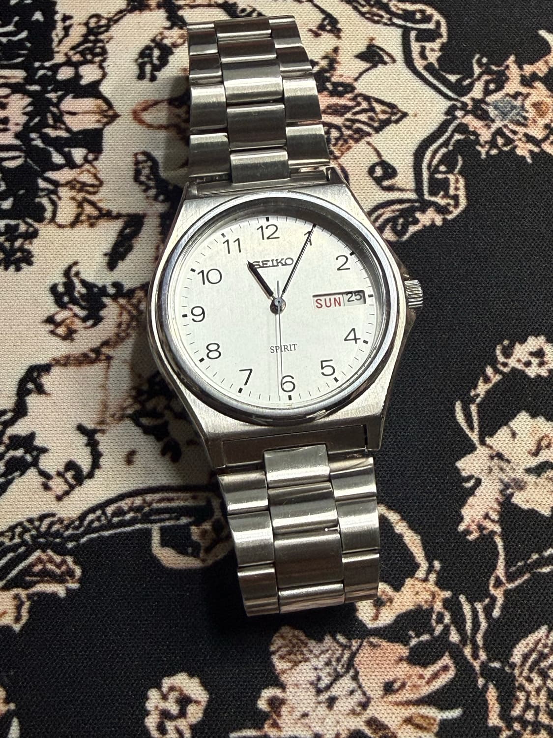 SEIKO 빈티지 쿼츠 시계 상품이미지1