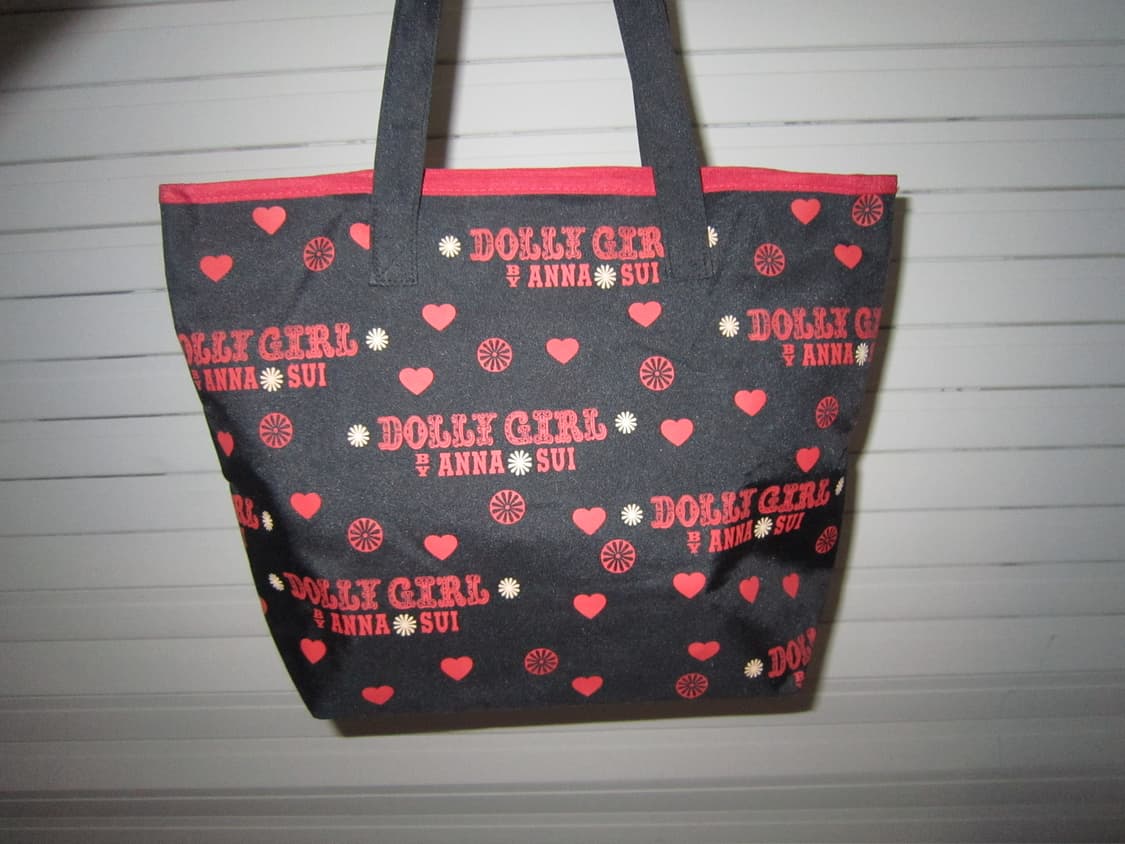 안나수이 토트백 하트 레드 로고 패턴 디테일 블랙 상품이미지7