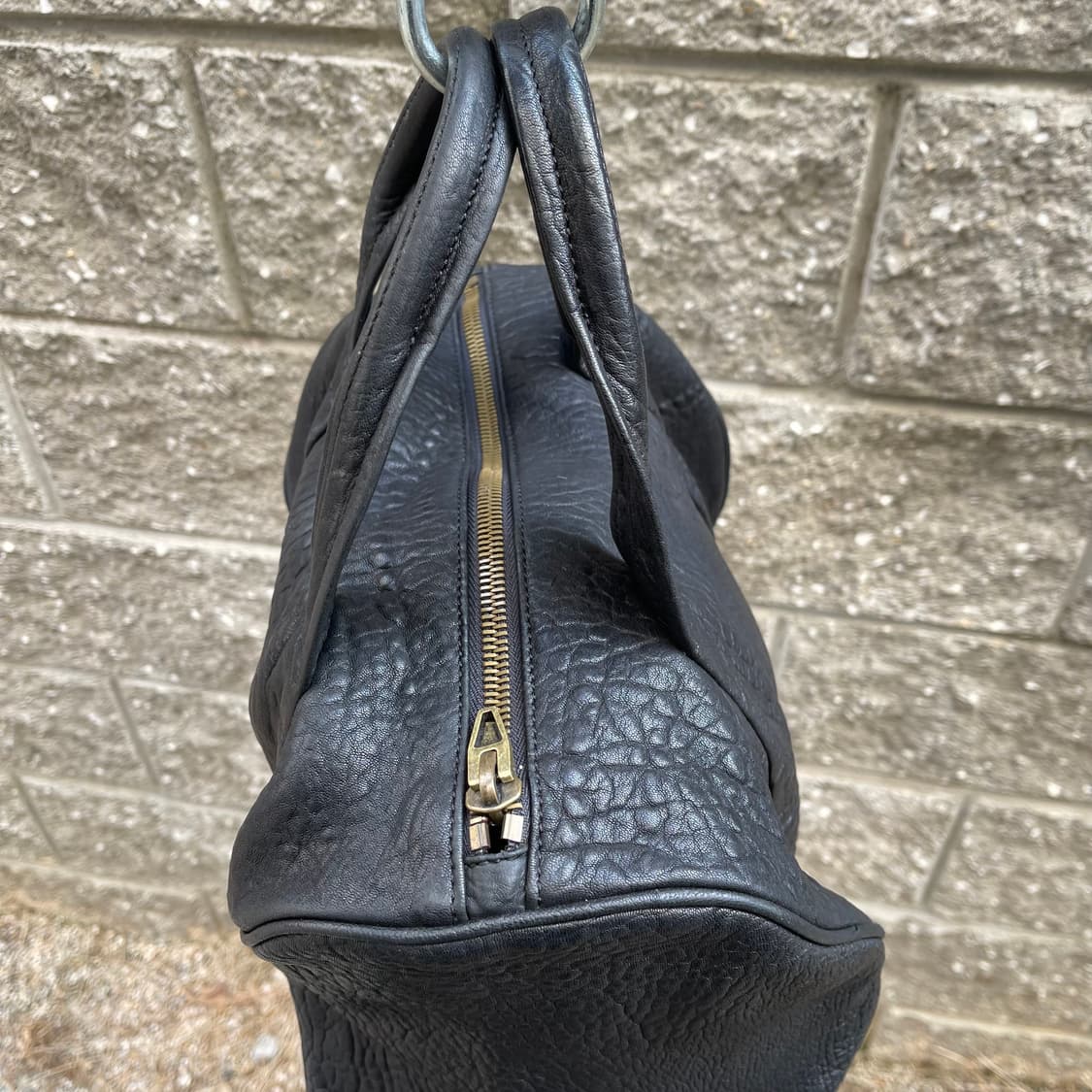 [OS] Alexander Wang 블랙 가죽 토트백 상품이미지6