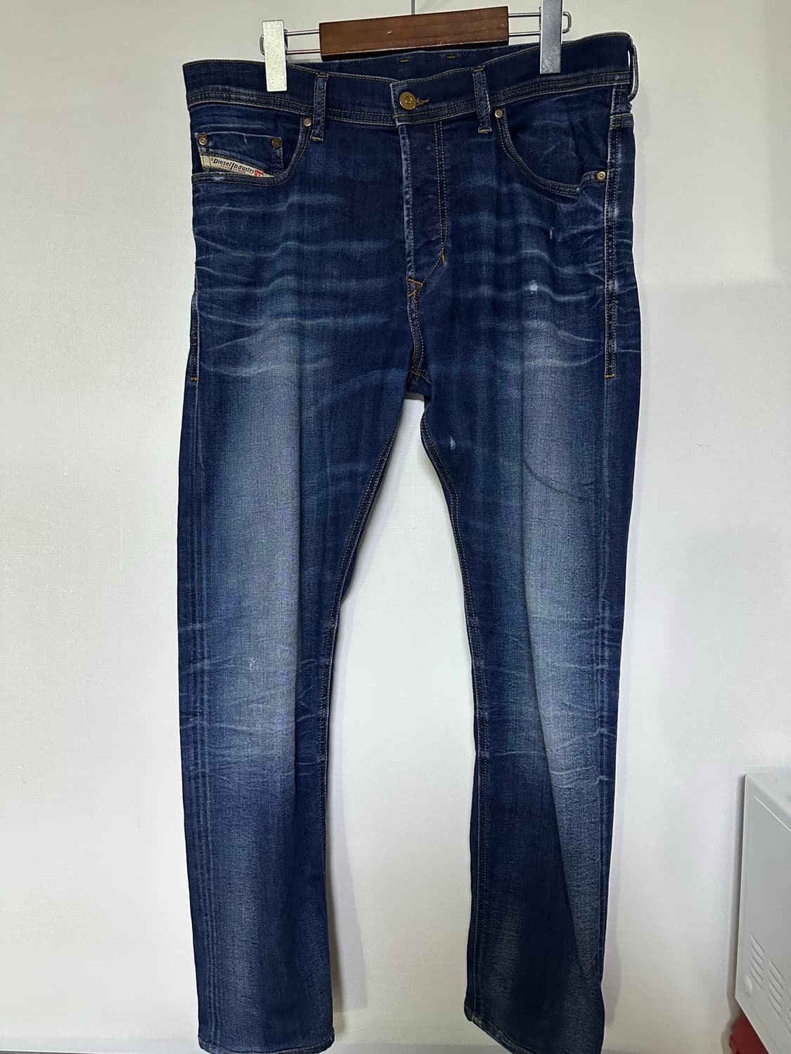 디젤 TEPPHAR 슬림 캐롯 핏 청바지 상품이미지1