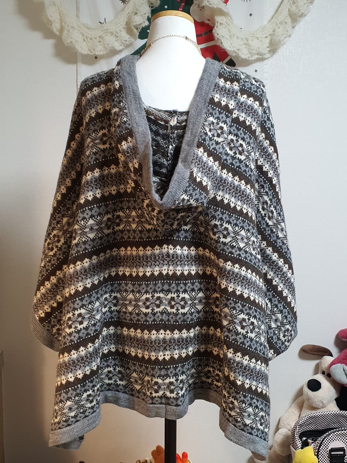 [모리걸] 노르딕 패턴 니트 판쵸 케이프 에스닉모리 상품이미지1