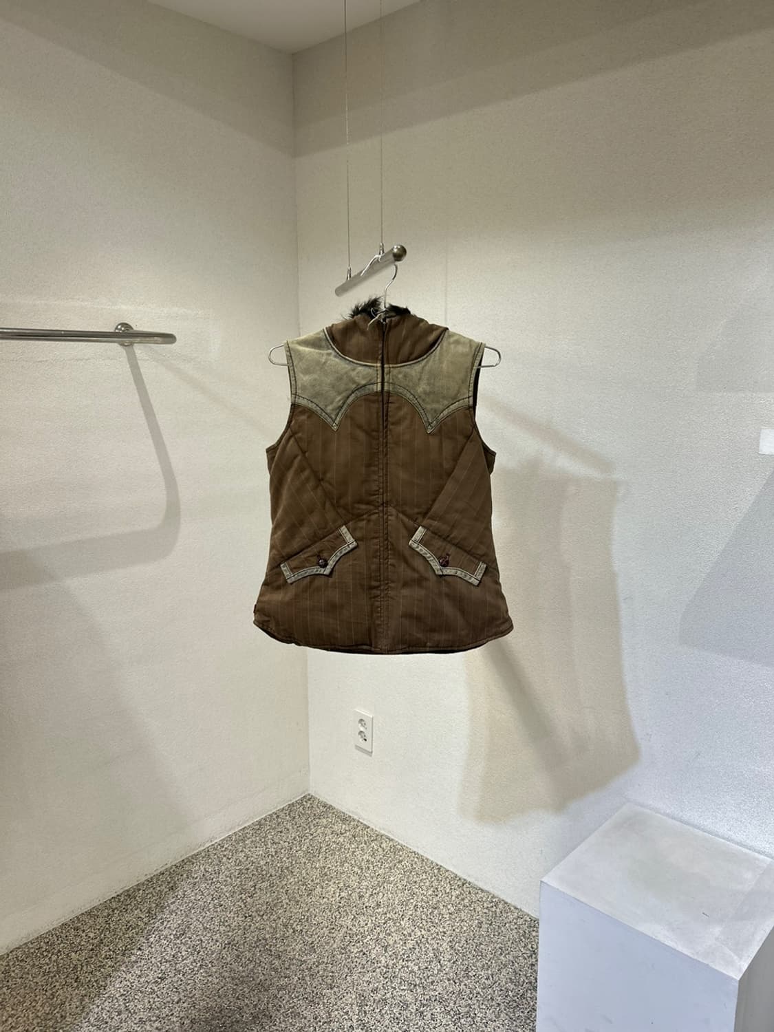 리바이스 Redloop 퍼 후드 패딩조끼 상품이미지1