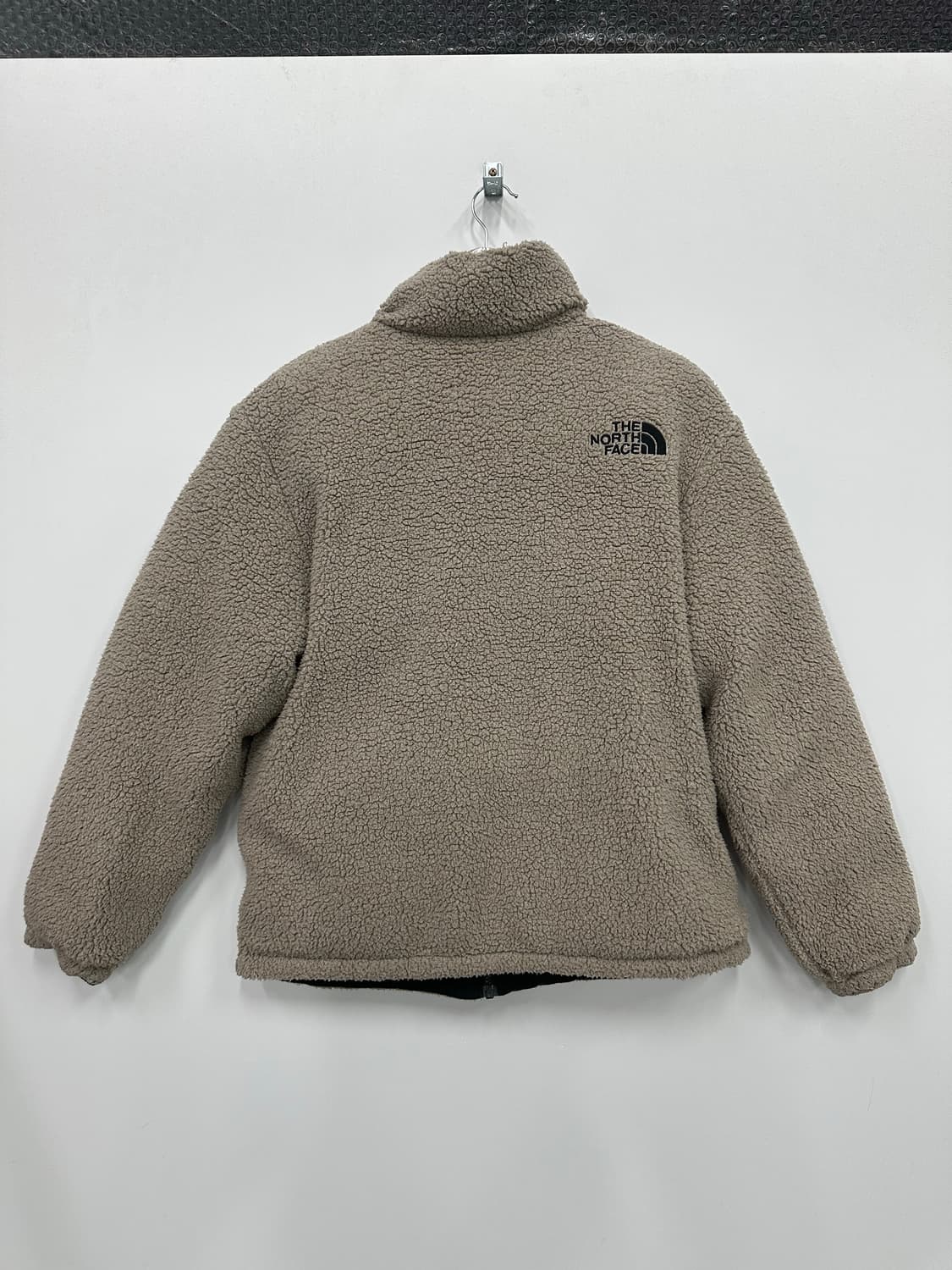 노스페이스 블랙 리버시블 패딩  상품이미지6