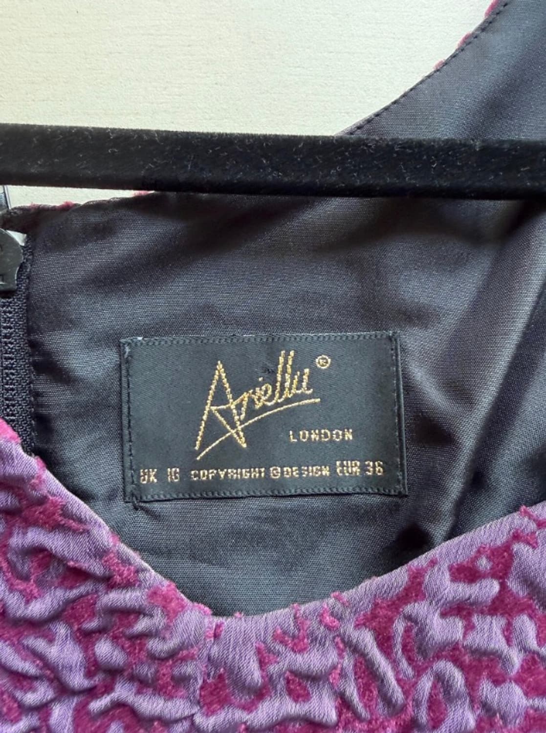 Vintage Ariella 텍스처드 슬리브리스 탑 상품이미지9