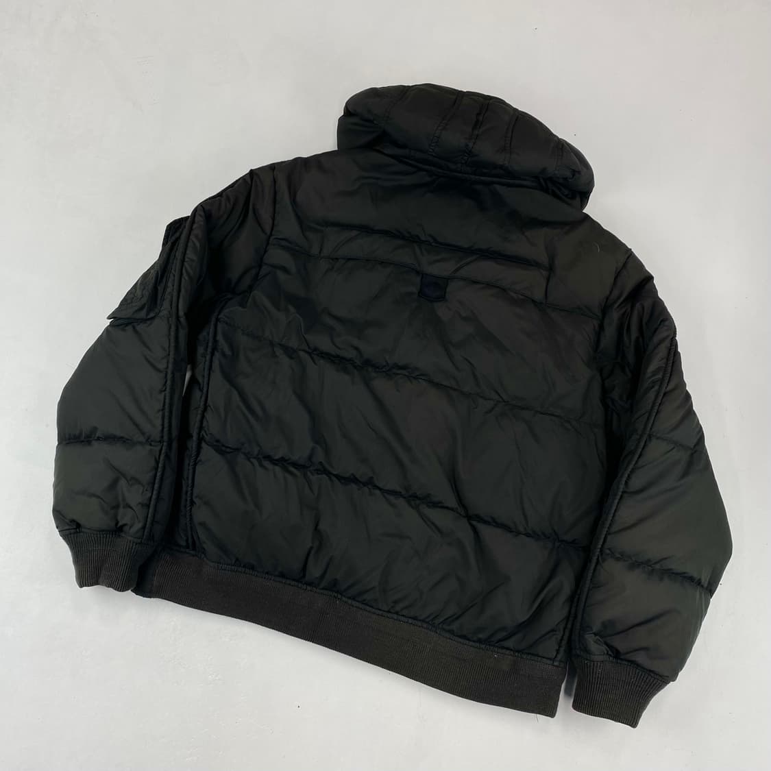 폴로 랄프로렌 포켓 유틸리티 크롭 블랙 푸퍼 다운 숏 패딩 (100) 상품이미지2