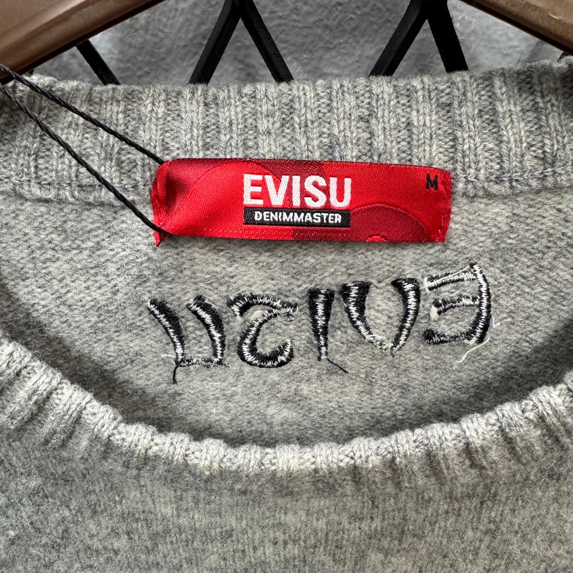 00s 에비수 라운드넥 니트 전면 자수 로고 포인트 그레이 상품이미지6