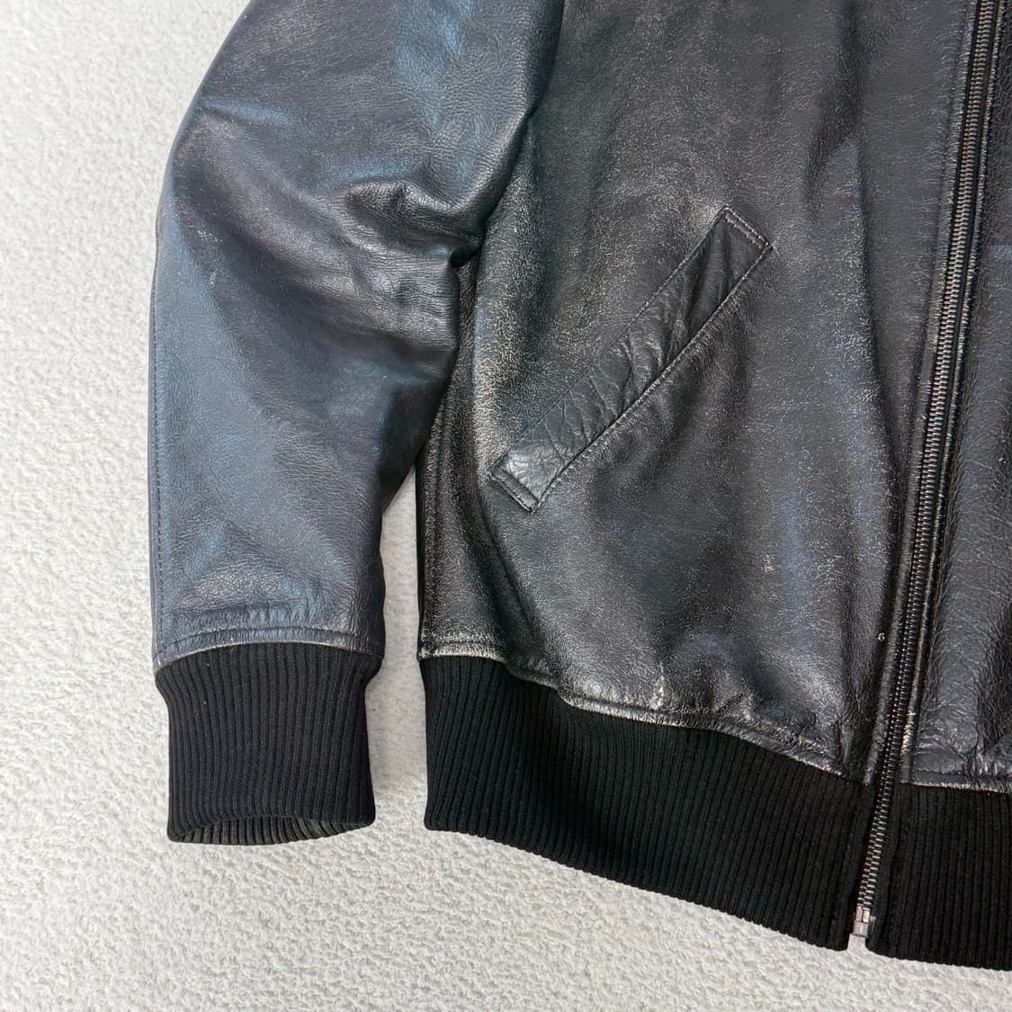 A.P.C 카프스킨 레더자켓  상품이미지5