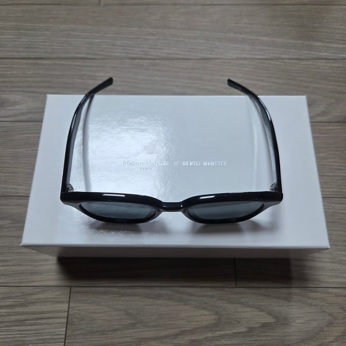 젠틀몬스터 × 메종 마르지엘라 mm007 상품이미지1