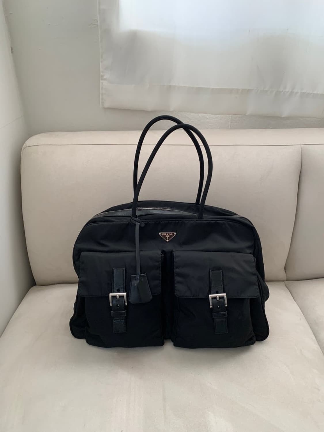 프라다 포코노 숄더백 상품이미지1