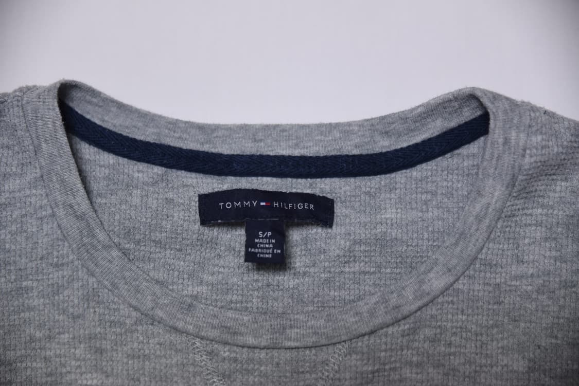 타미힐피거 남성 긴팔 티셔츠 S (95) 그레이 상태좋음 상품이미지3