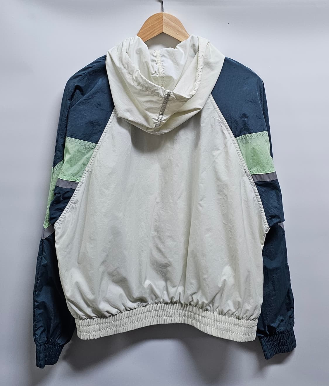 나이키 헤리티지 바람막이 S 90 상품이미지2