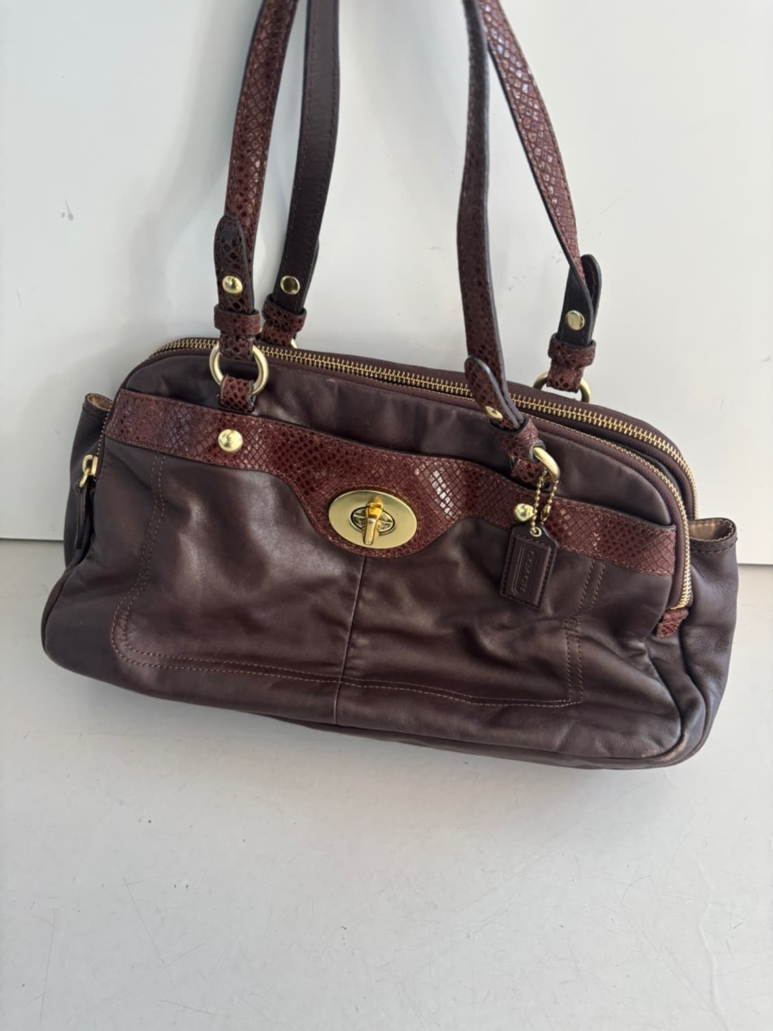 Old Coach Leather Bag 상품이미지1
