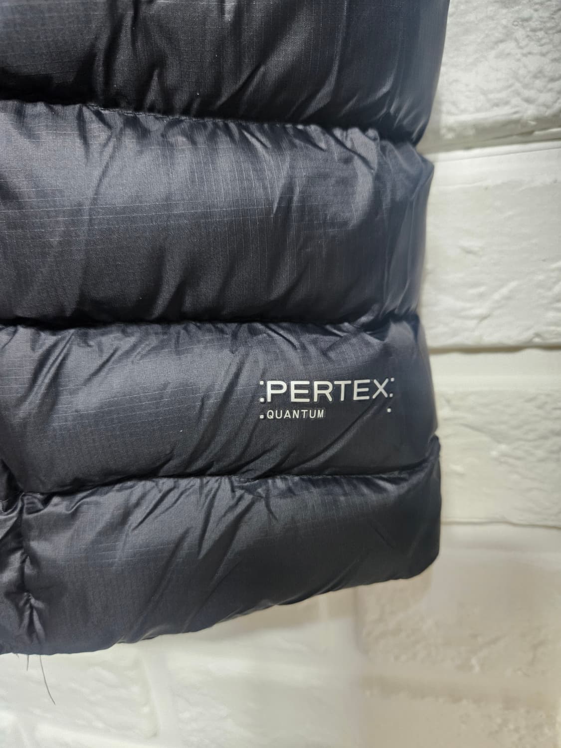 랩 씨러스 알파인 자켓 블랙 팝니다. 상품이미지4