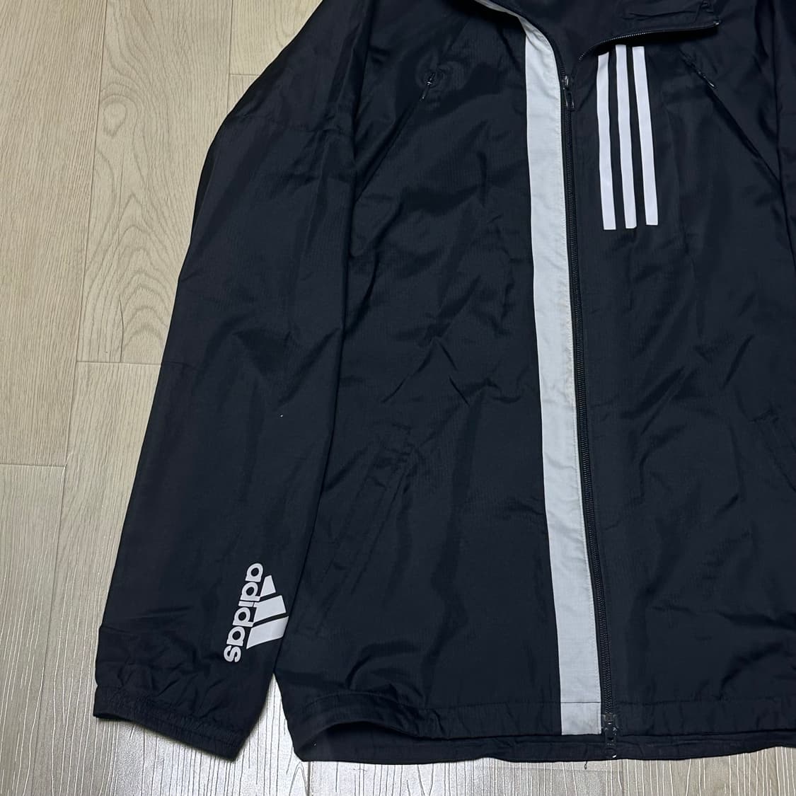 아디다스 삼선 블랙 바람막이 상품이미지3