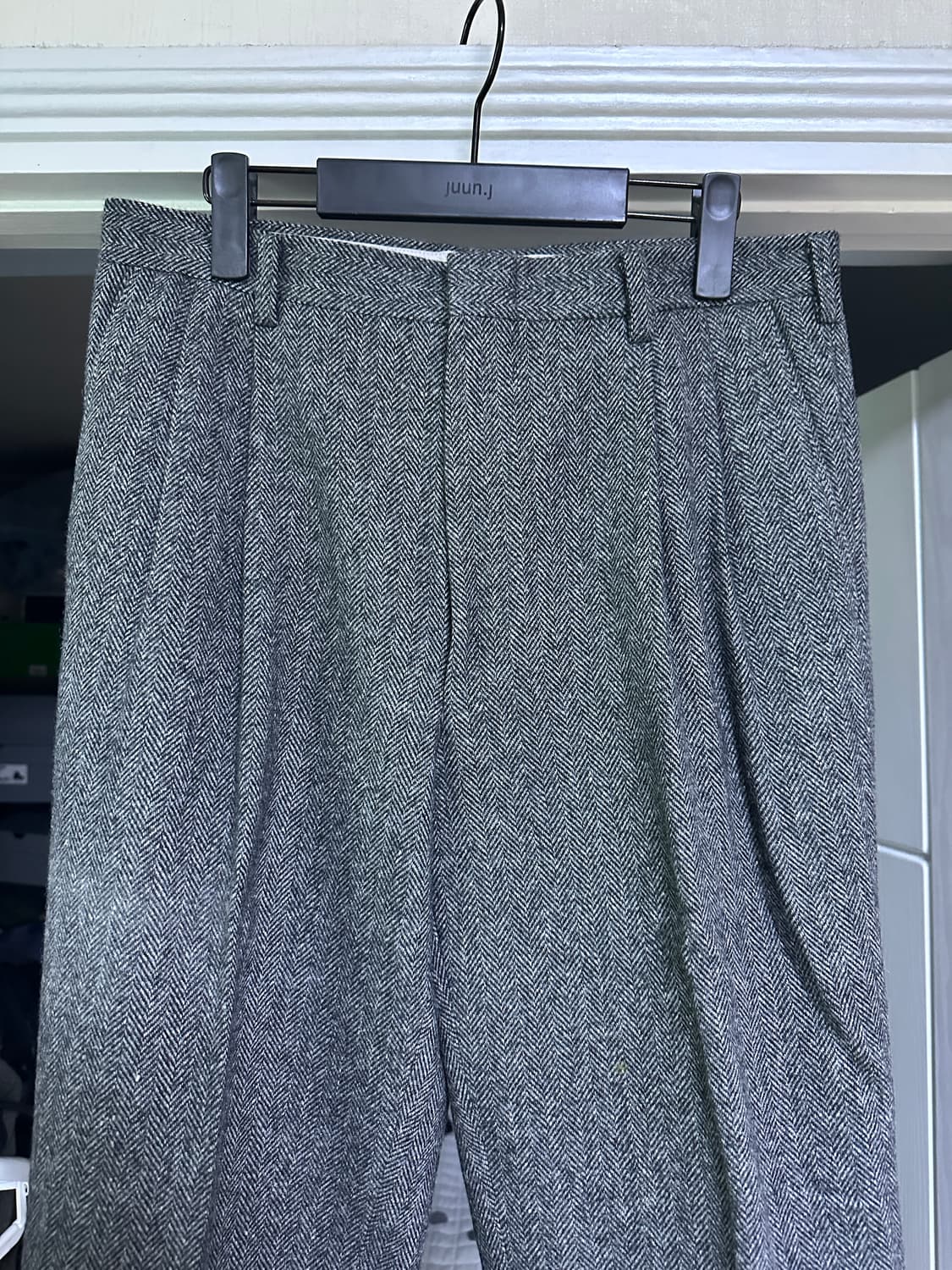 [32] 울 투턱 헤링본 슬랙스 상품이미지2