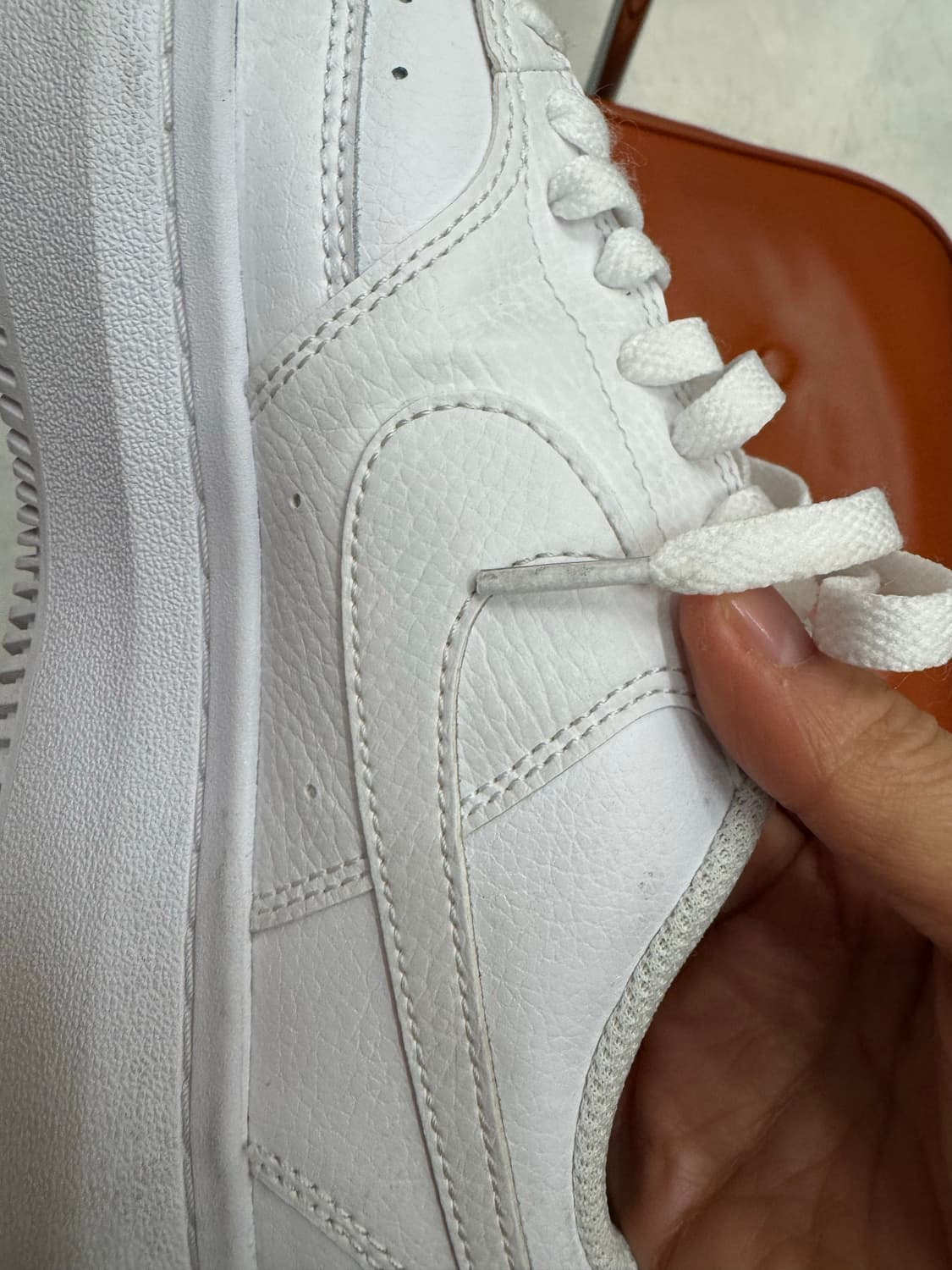 Nike Air Force 1’ 07 올화이트. 나이키 에어포스원 상품이미지5