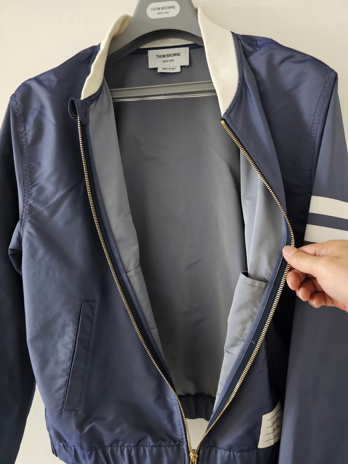 톰브라운 사선완장 블루종 점퍼(2/100/정품) 상품이미지4