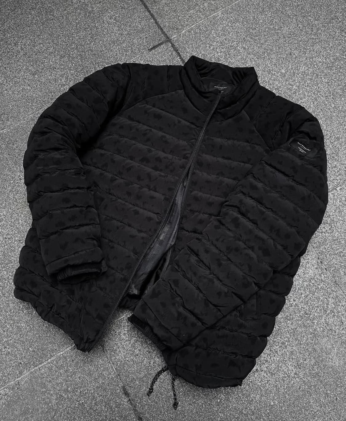 언더마이카 murslanger 패딩 상품이미지1