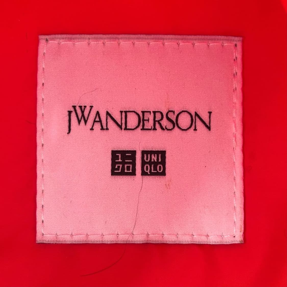 JW Anderson x UNIQLO 패딩 백팩 레드 상품이미지8