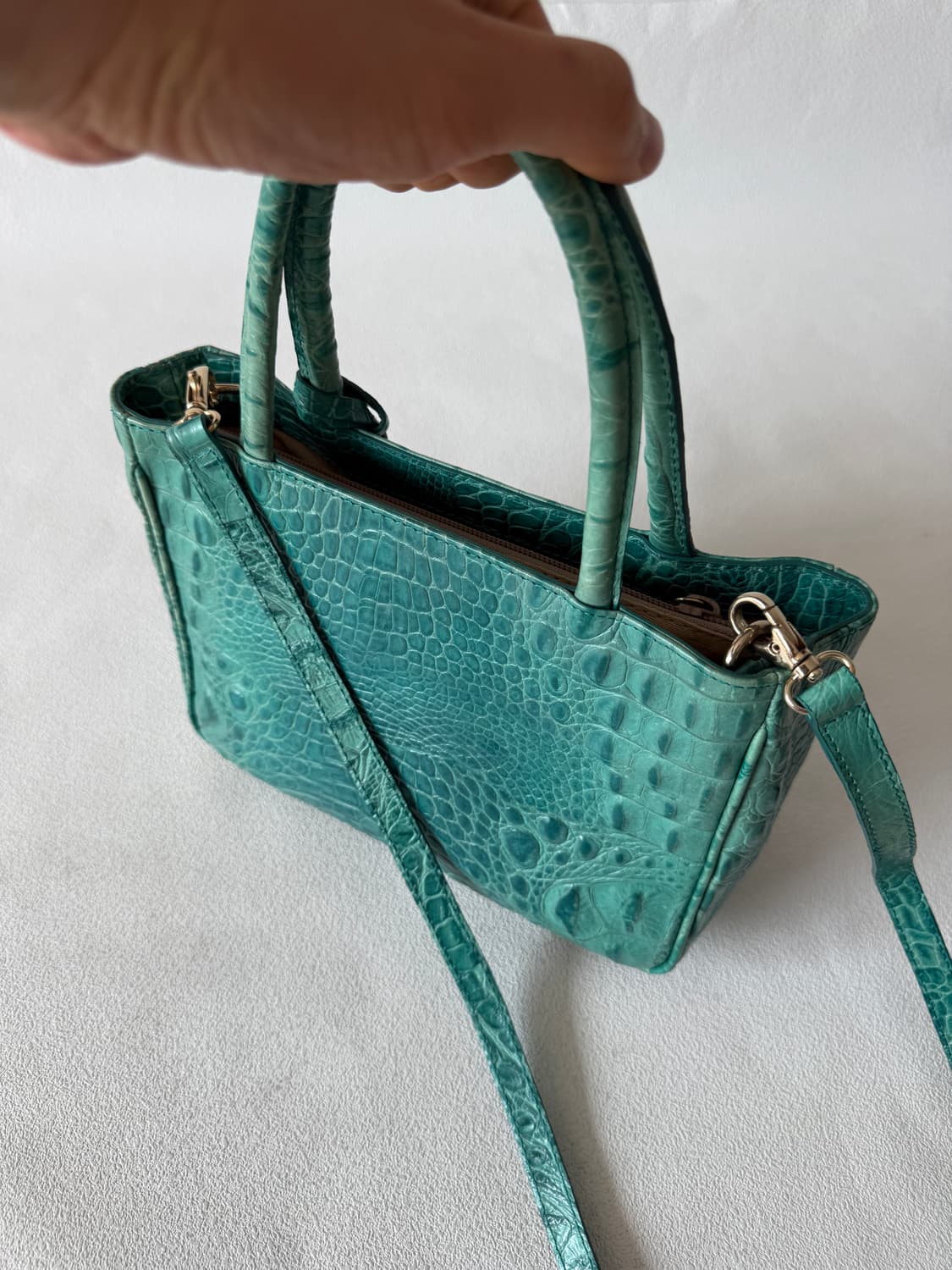 훌라(FURLA) 크로커 엠보 토트백(크로스 가능) 상품이미지6