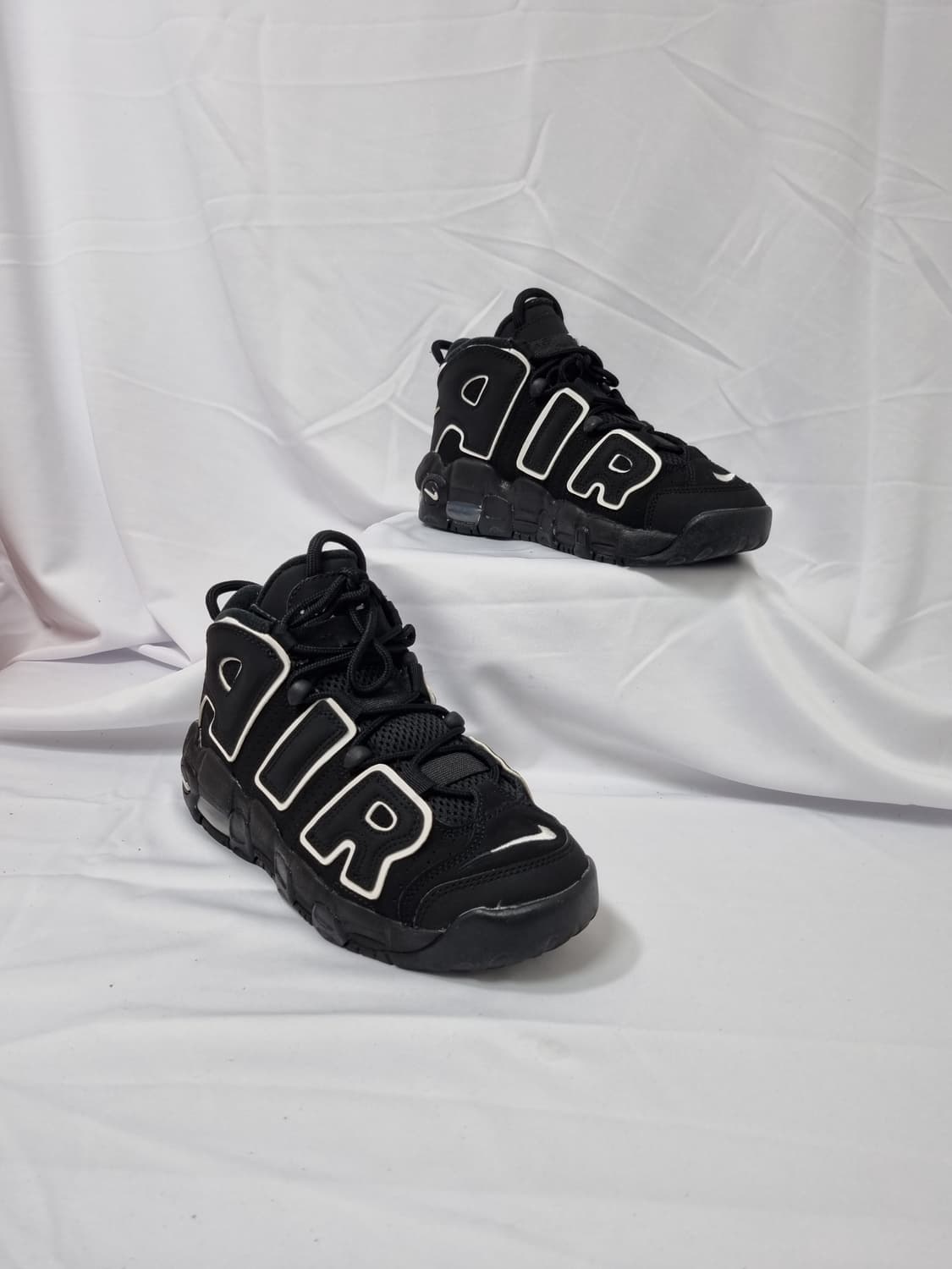 235 나이키 에어 모어 업템포 검흰 2020 상품이미지4