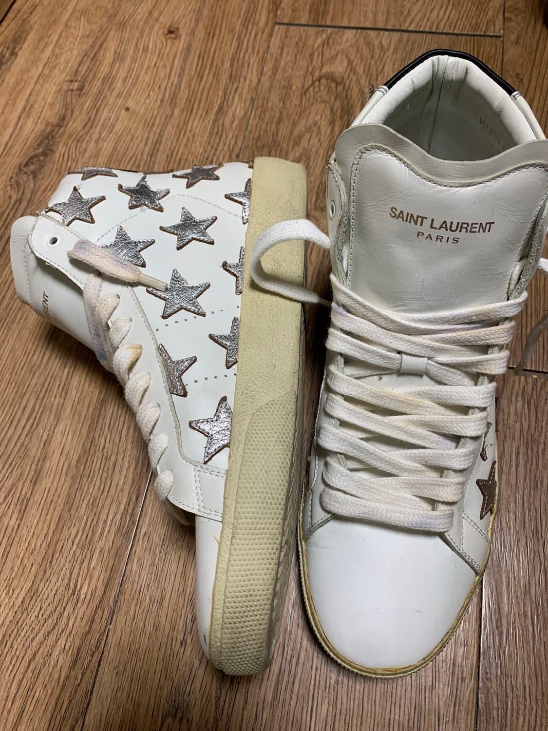 생로랑 스타 패치 화이트 스니커즈 (38) (240) 상품이미지2