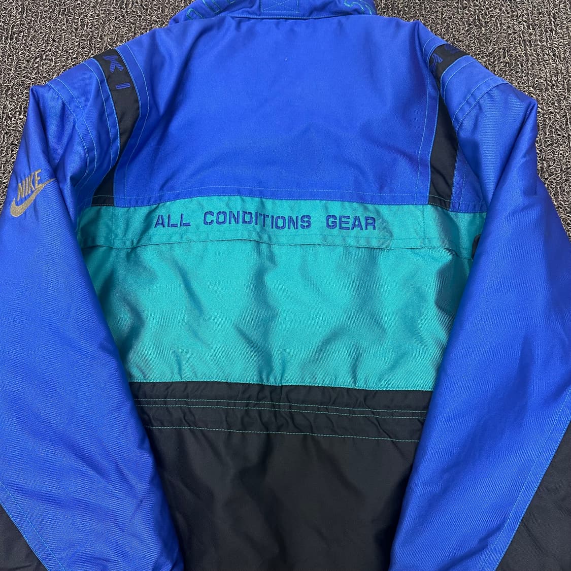 NIKE 나이키 올드스쿨 스키복 점퍼 자켓 100(L) 상품이미지6