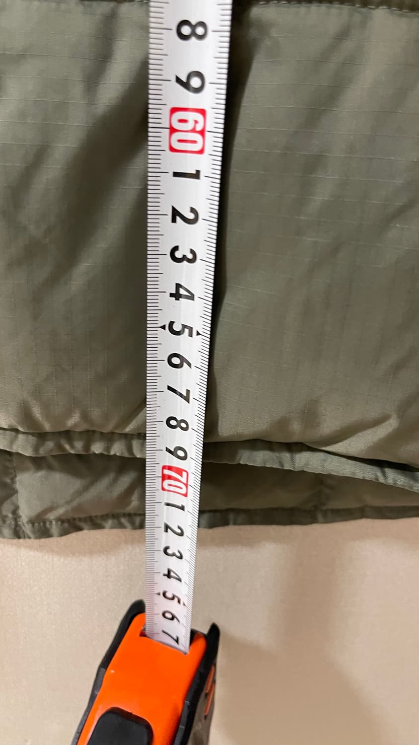새상품) 디스이즈네버댓 구스다운 패딩조끼 XL 카키 정가 15.9만 상품이미지5