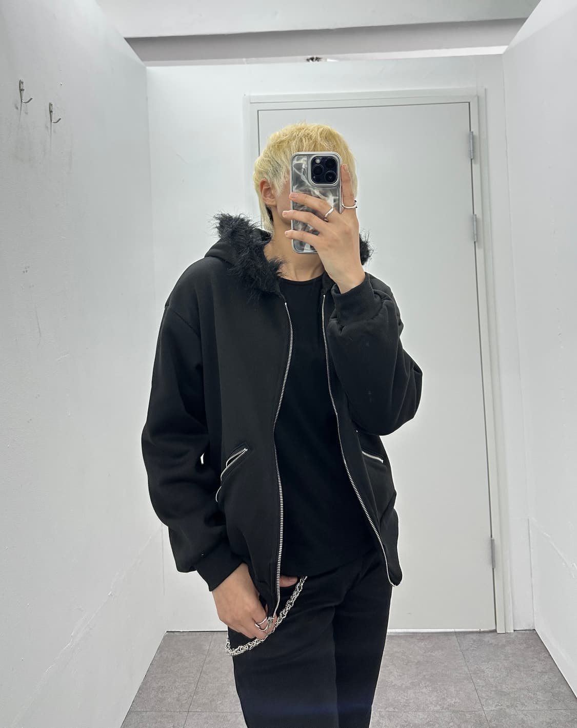 Shein black fur hood zip up 상품이미지3