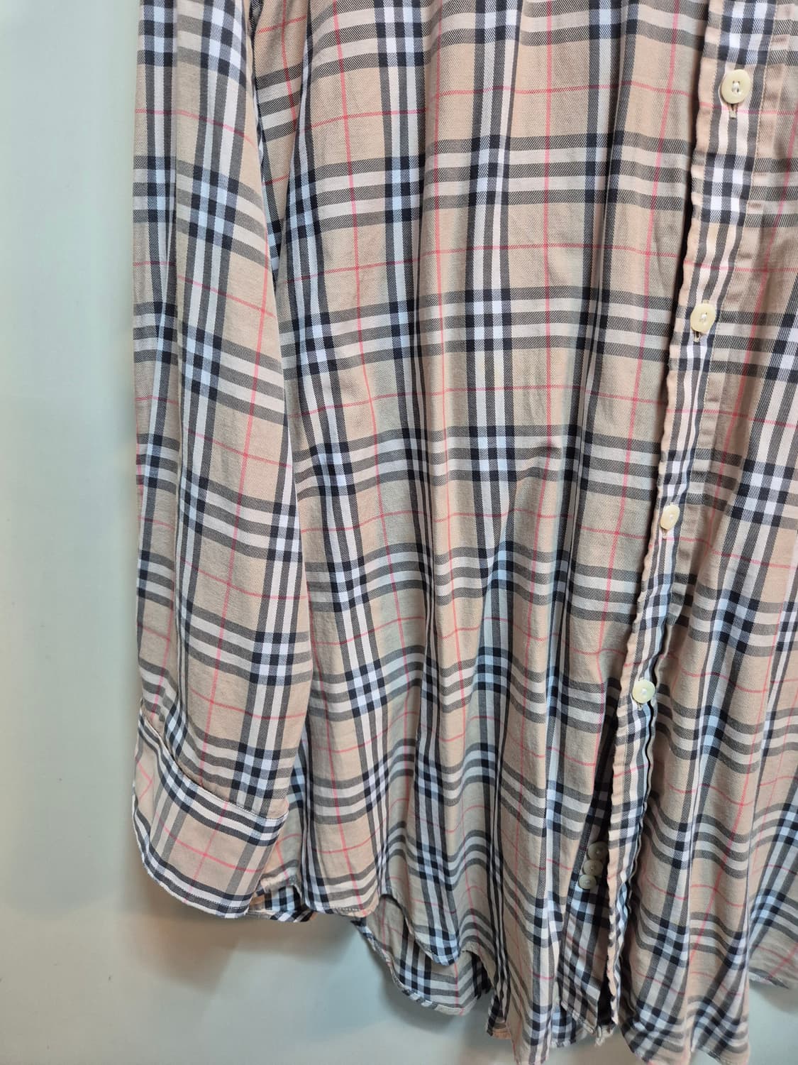 버버리 체크 셔츠 상품이미지5