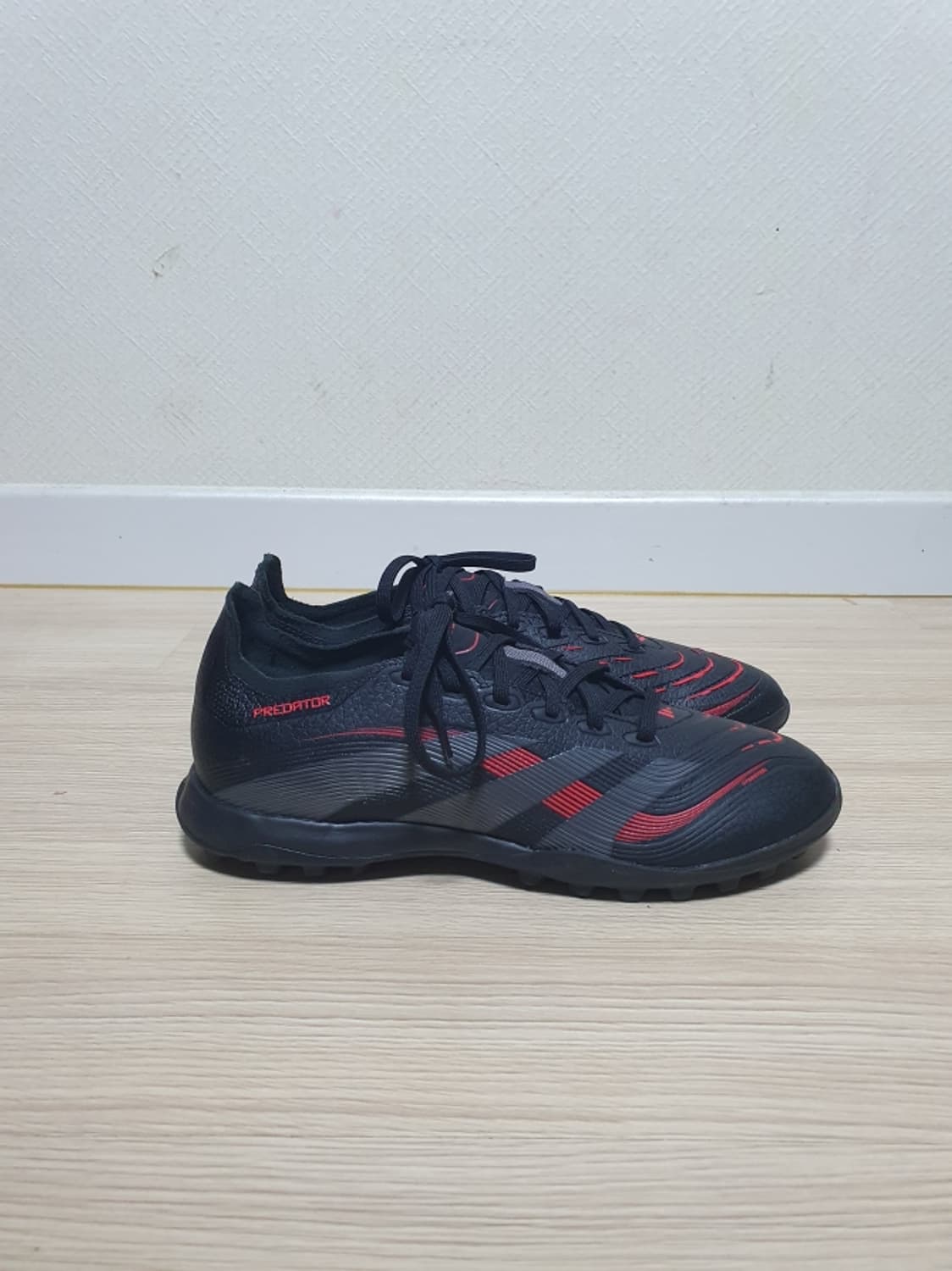 아디다스 프레데터 리그 TF 풋살화 265 상품이미지1