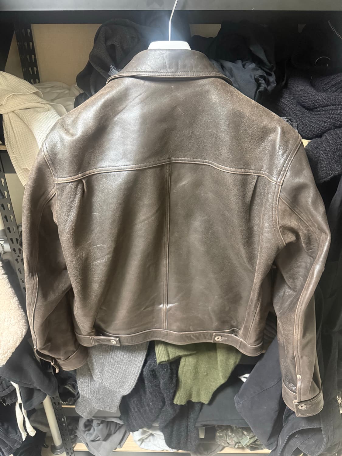 쿠어 램스킨 포켓 트러커 자켓 (다크브라운) L 상품이미지3